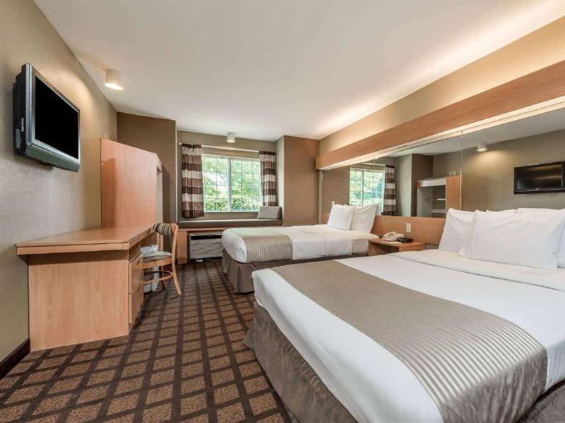 Microtel Inn & Suites By Wyndham West Chester Exteriör bild