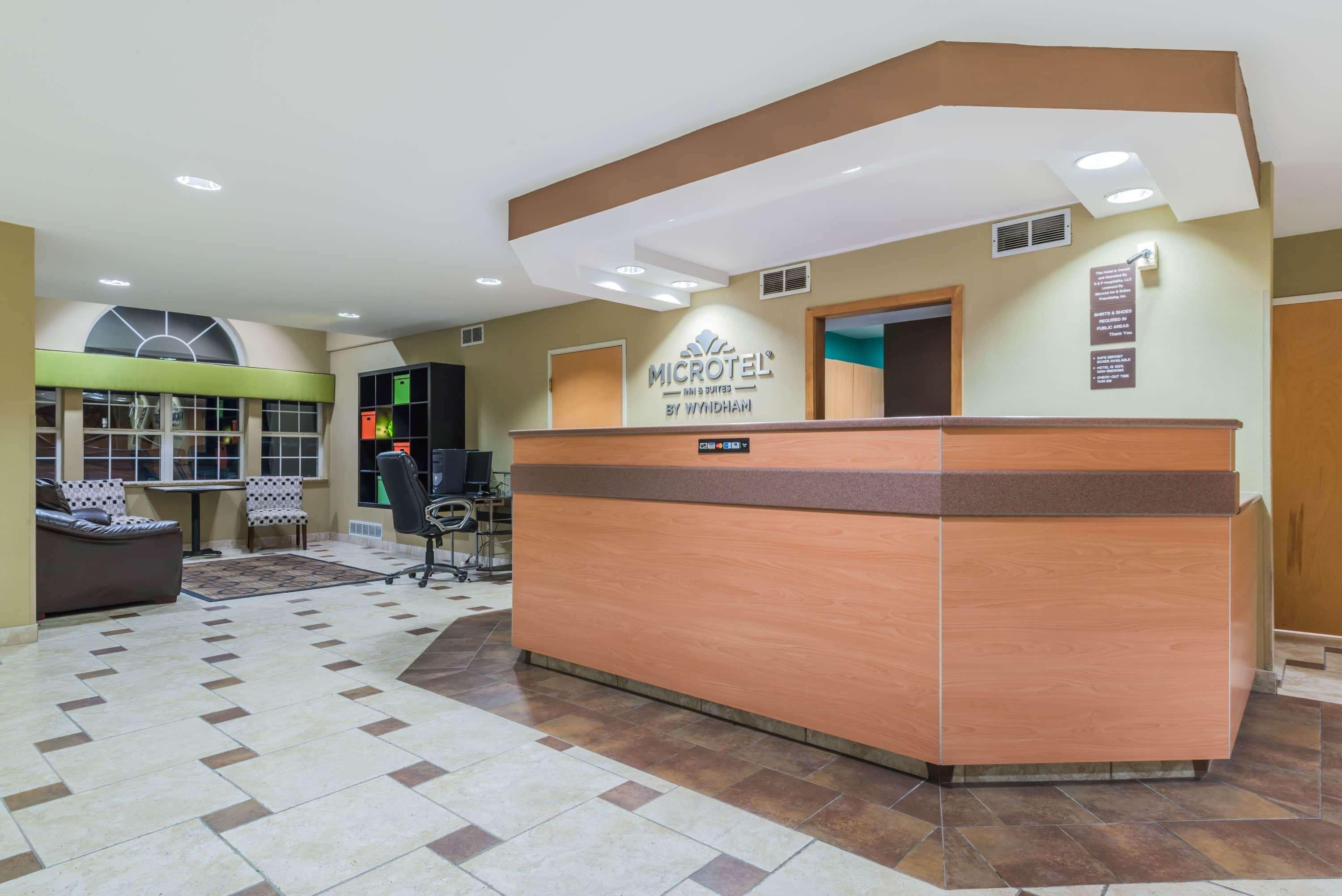 Microtel Inn & Suites By Wyndham West Chester Exteriör bild