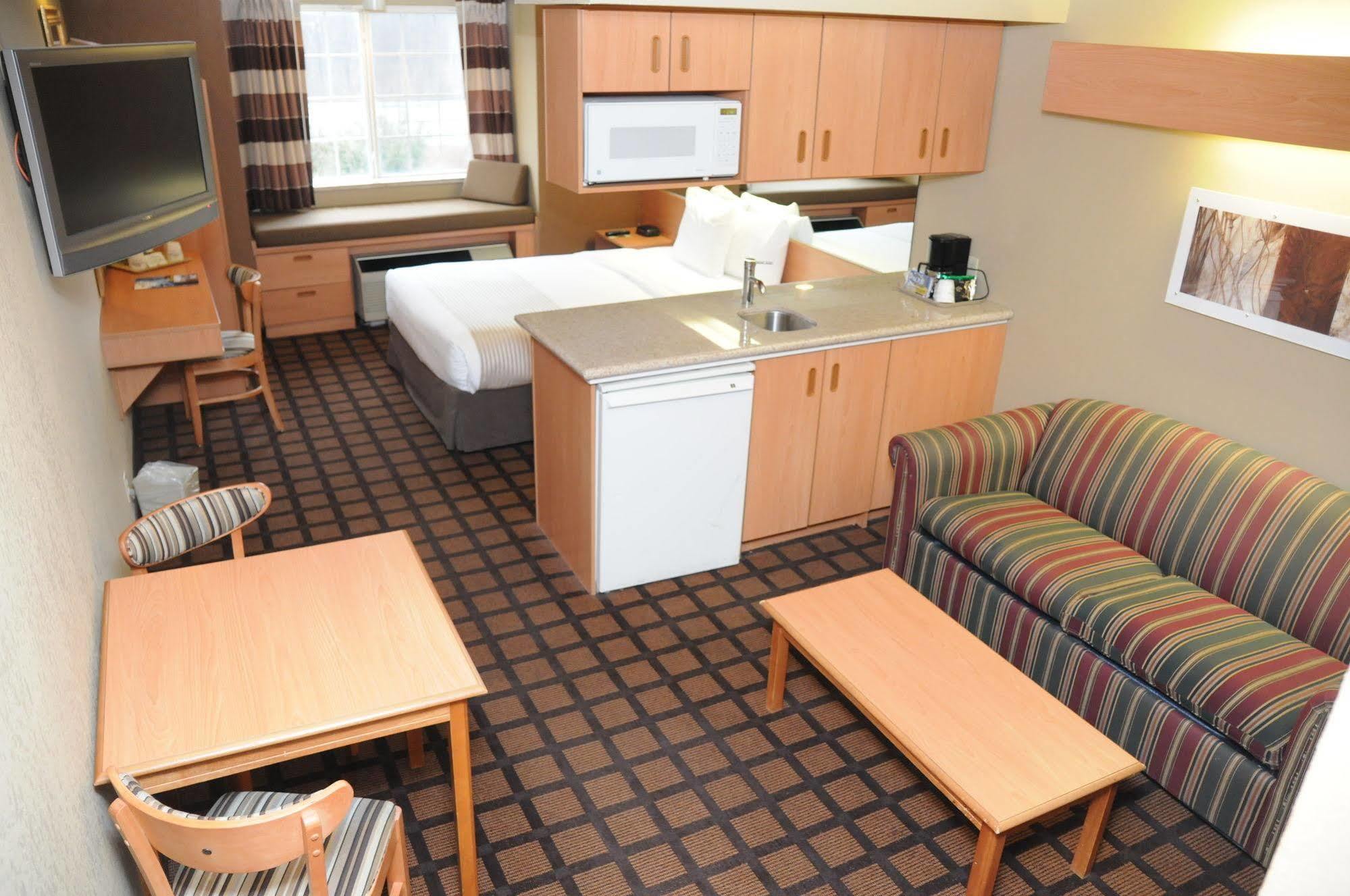 Microtel Inn & Suites By Wyndham West Chester Exteriör bild